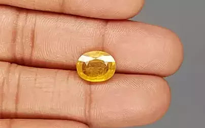 Yellow Sapphire - 4.51 Carats (Pukhraj - 4.92 Ratti)