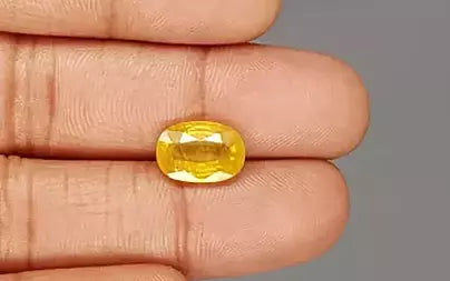 Yellow Sapphire - 5.02 Carats (Pukhraj - 5.47 Ratti)