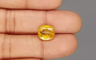 Yellow Sapphire - 5.25 Carats (Pukhraj - 5.72 Ratti)