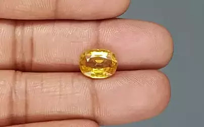 Yellow Sapphire - 5.01 Carats (Pukhraj - 5.46 Ratti)