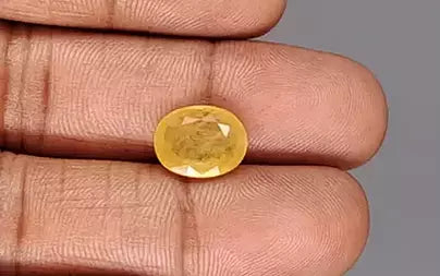 Yellow Sapphire - 4.98 Carats (Pukhraj - 5.43 Ratti)