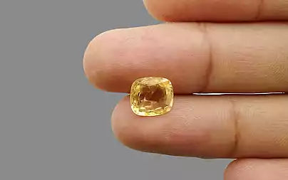 Yellow Sapphire - 3.99 Carats (Pukhraj - 4.35 Ratti)