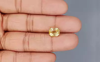 Yellow Sapphire - 5.00 Carats (Pukhraj - 5.45 Ratti)