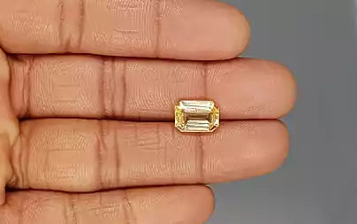 Yellow Sapphire - 4.64 Carats (Pukhraj - 5.06 Ratti)