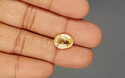 Yellow Sapphire - 5.45 Carats (Pukhraj - 5.94 Ratti)