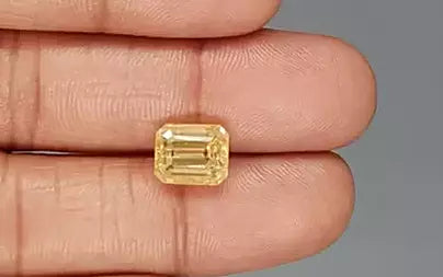 Yellow Sapphire - 5.04 Carats (Pukhraj - 5.49 Ratti)