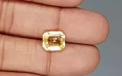 Yellow Sapphire - 4.13 Carats (Pukhraj - 4.50 Ratti)