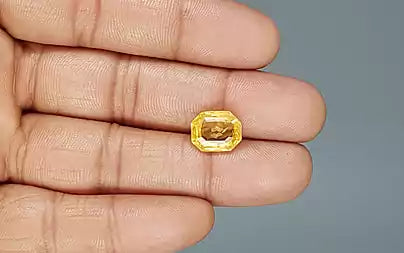 Yellow Sapphire - 5.85 Carats (Pukhraj - 6.38 Ratti)