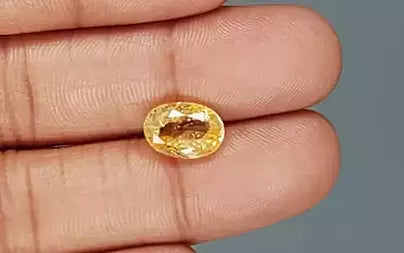 Yellow Sapphire - 5 Carats (Pukhraj - 5.45 Ratti)