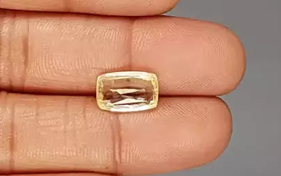 Yellow Sapphire - 4.69 Carats (Pukhraj - 5.11 Ratti)
