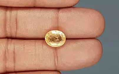 Yellow Sapphire - 5.08 Carats (Pukhraj - 5.54 Ratti)