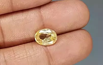 Yellow Sapphire - 4.06 Carats (Pukhraj - 4.43 Ratti)