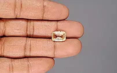 Yellow Sapphire - 5.37 Carats (Pukhraj - 5.85 Ratti)