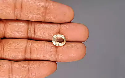 Yellow Sapphire - 5.37 Carats (Pukhraj - 5.85 Ratti)
