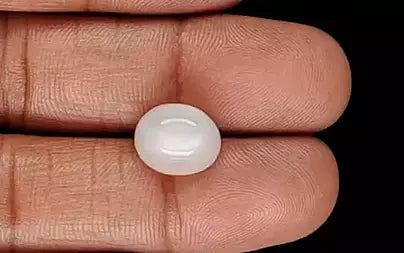 White Moonstone - 5.07 Carats