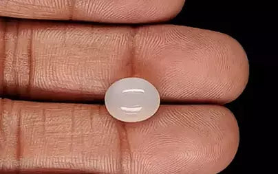 White Moonstone - 4.14 Carats
