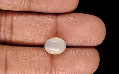 White Moonstone - 3.01 Carats