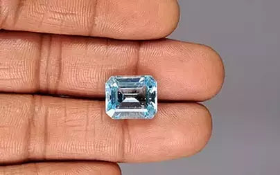 Blue Topaz - 10.37 Carats
