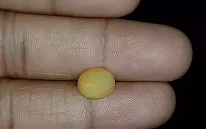 Opal - 2.02 Carats (Dudhiya Pathar - 2.20 Ratti)