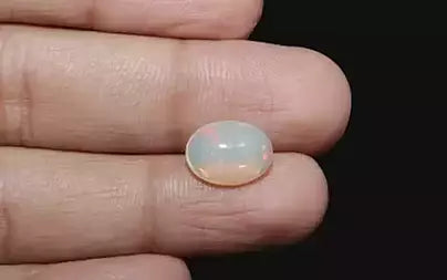 Opal - 2.32 Carats (Dudhiya Pathar - 2.56 Ratti)