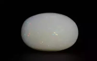 Opal - 4.67 Carats (Dudhiya Pathar - 5.09 Ratti)
