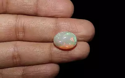 Opal - 5.09 Carats (Dudhiya Pathar - 5.55 Ratti)