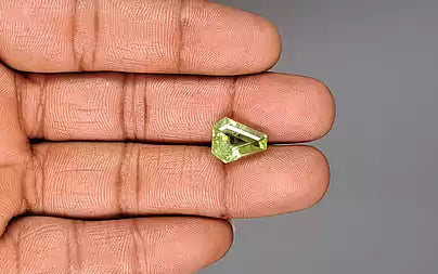 Peridot - 5.49 Carats