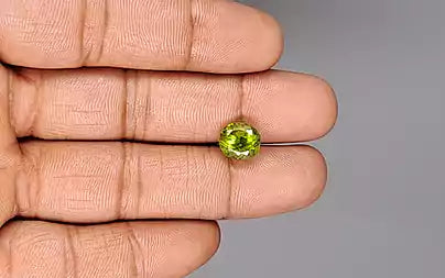 Peridot - 4.28 Carats