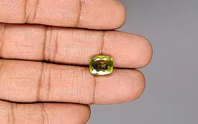 Peridot - 3.91 Carats