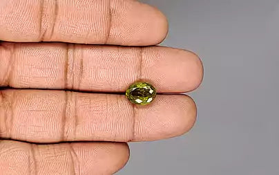 Peridot - 4.32 Carats