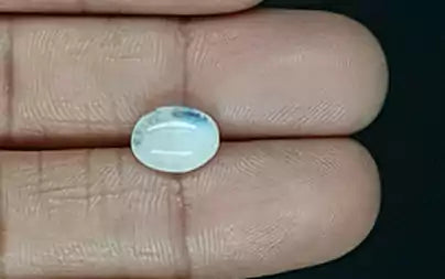 Blue Sheen Moonstone - 2.71 Carats