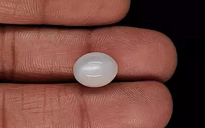 White Moonstone - 6.52 Carats