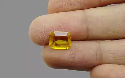 Yellow Sapphire - 2.79 Carats (Pukhraj - 3.04 Ratti)