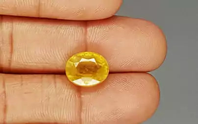 Yellow Sapphire - 8.82 Carats (Pukhraj - 9.61 Ratti)