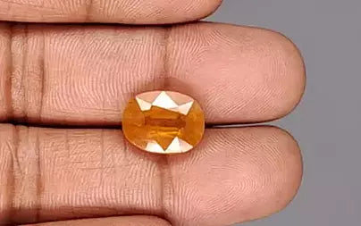 Yellow Sapphire - 9.44 Carats (Pukhraj - 10.29 Ratti)