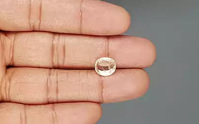 White Sapphire - 4.26 Carats (Safed Pukhraj - 4.64 Ratti)