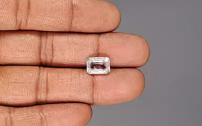 White Sapphire - 4.40 Carats (Safed Pukhraj - 4.80 Ratti)