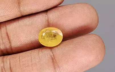 Yellow Sapphire - 5.03 Carats (Pukhraj - 5.48 Ratti)