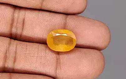 Yellow Sapphire - 11.15 Carats (Pukhraj - 12.15 Ratti)