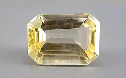 Yellow Sapphire - 4.64 Carats (Pukhraj - 5.06 Ratti)