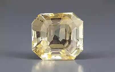 Yellow Sapphire - 4.04 Carats (Pukhraj - 4.40 Ratti)