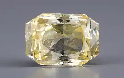 Yellow Sapphire - 5.01 Carats (Pukhraj - 5.46 Ratti)