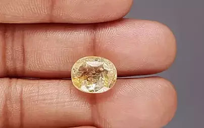 Yellow Topaz - 8.64 Carats