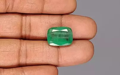 Emerald - 9.96 Carats (Panna - 10.86 Ratti)