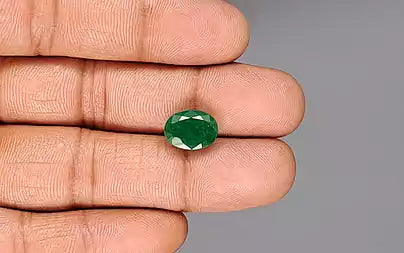 Emerald - 5.2 Carats (Panna - 5.67 Ratti)