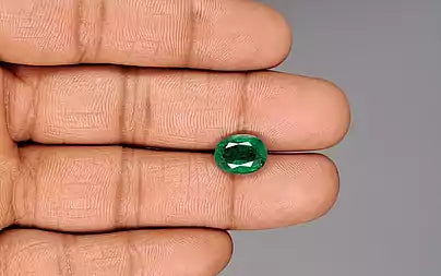 Emerald - 3.71 Carats (Panna - 4.04 Ratti)