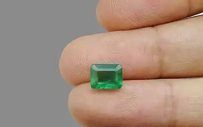 Emerald - 2.18 Carats (Panna - 2.38 Ratti)