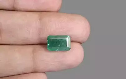Emerald - 2.83 Carats (Panna - 3.08 Ratti)