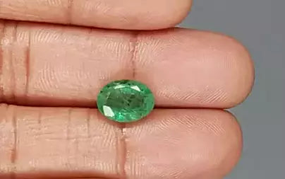 Emerald - 3.62 Carats (Panna - 3.95 Ratti)