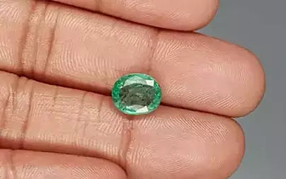 3.06 Carats Oval Emerald